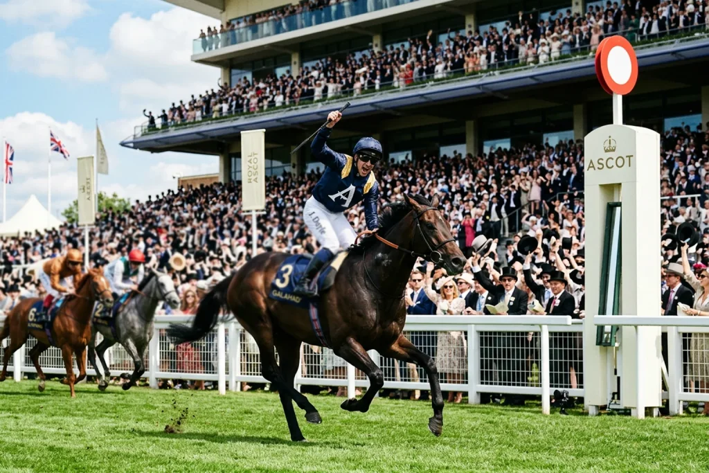 Frankel winning the Queen Anne Stakes at Royal Ascot